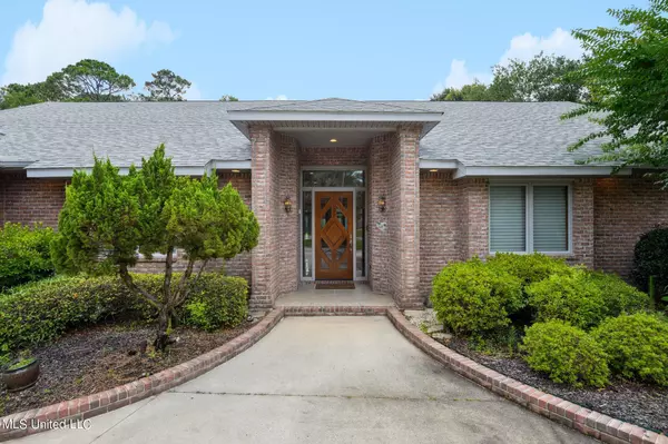 Diamondhead, MS 39525,7612 Fairway Drive