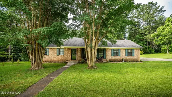 17 Katherine Circle, Hattiesburg, MS 39402