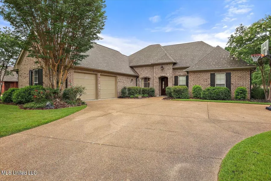 271 Lake Circle, Madison, MS 39110