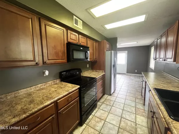 Lake Cormorant, MS 38641,30 Blue Lake Drive