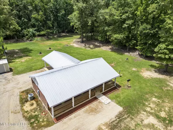 1351 Old Jackson Road, Terry, MS 39170