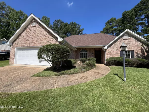 65 Dianne Cove Cove,  Byram,  MS 39272