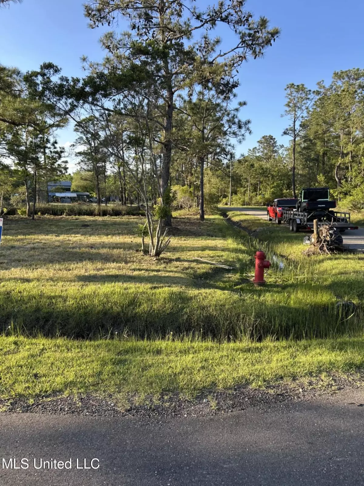 Bay Saint Louis, MS 39520,143 Foy St