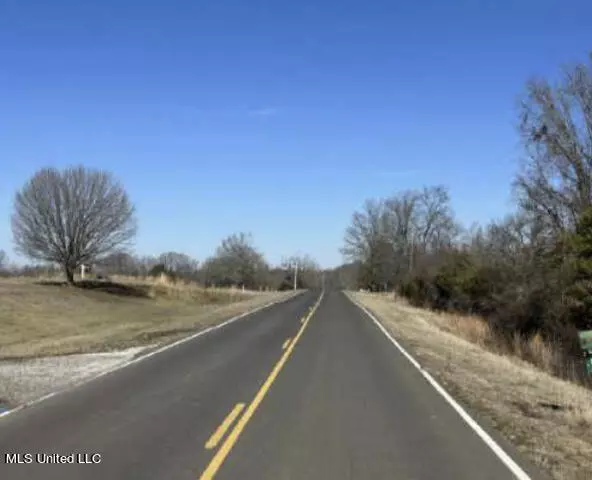 Lamar, MS 38642,Clear Creek Road