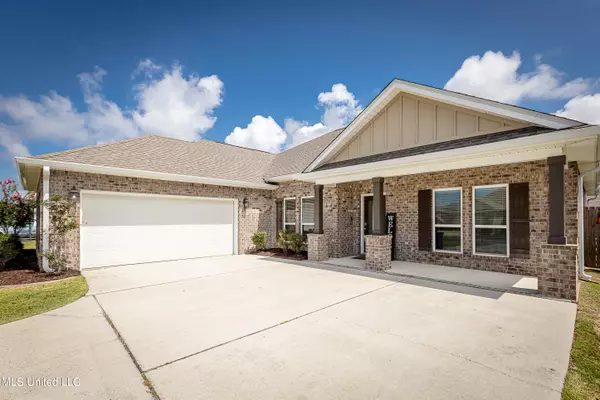 Ocean Springs, MS 39564,6673 Sugarcane Circle