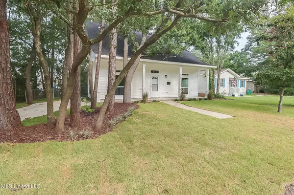 4001 Chamberlain Avenue, Gulfport, MS 39507