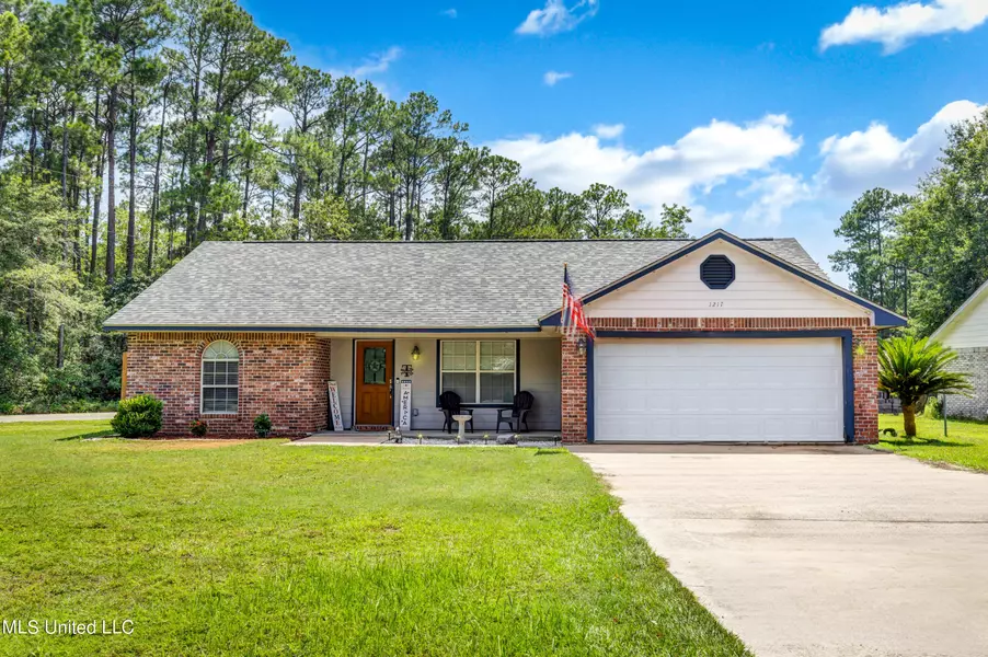 1217 Ash Street, Ocean Springs, MS 39564