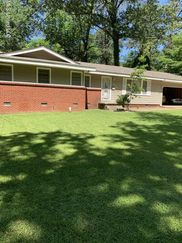 3133 Peterson Drive, Jackson, MS 39212