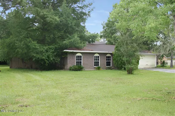 2404 Mapleton Circle, Gautier, MS 39553