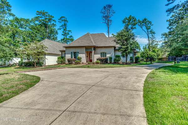 2024 E Northside Drive, Jackson, MS 39211