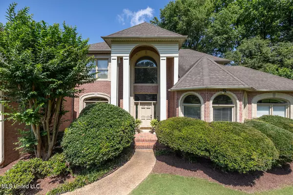 5035 Saint Andrews Cove, Olive Branch, MS 38654