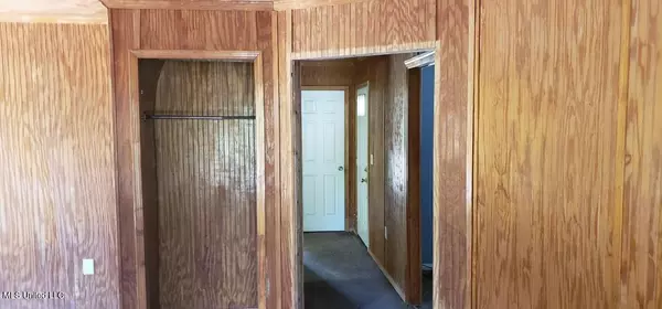 Lucedale, MS 39452,1030 Man Moulds Road