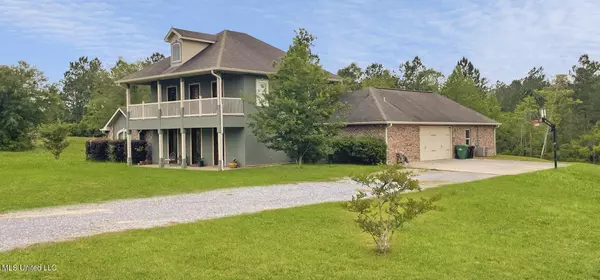 8355 Ridgewood Drive, Kiln, MS 39556