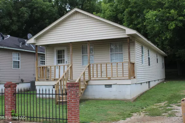 Holly Springs, MS 38635,155 Martin Street