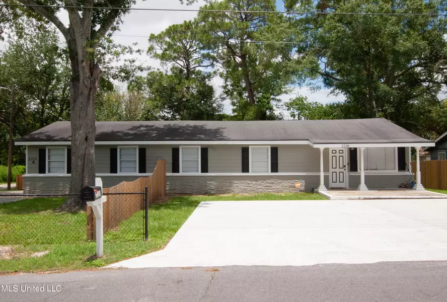 2214 22nd Street, Pascagoula, MS 39581
