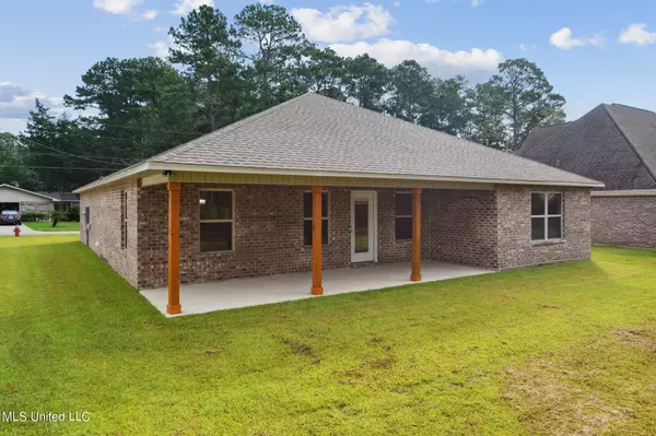 Gautier, MS 39553,2025 Parkview Drive