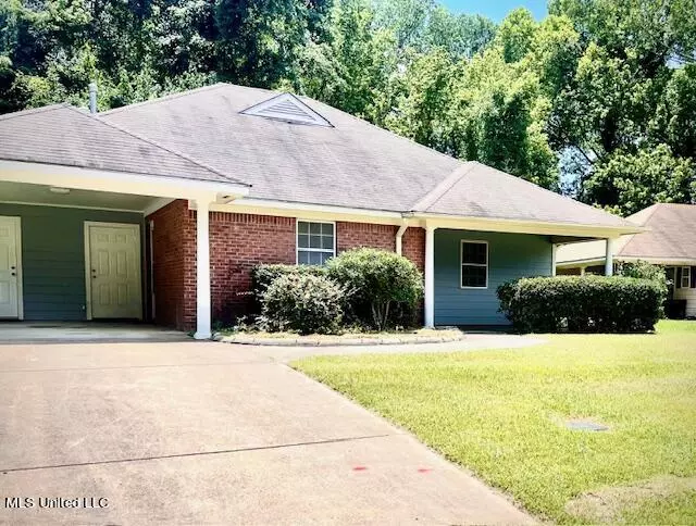 127 Lincoln Place Place, Jackson, MS 39213