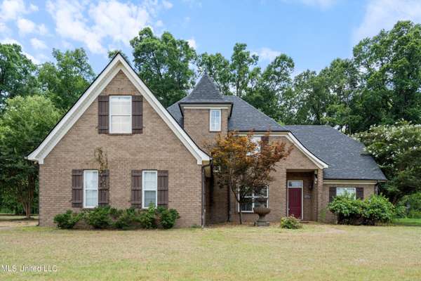 895 Rodeo Way,  Nesbit,  MS 38651