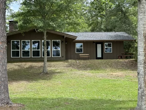 Perkinston, MS 39573,6 Dogwood Lane