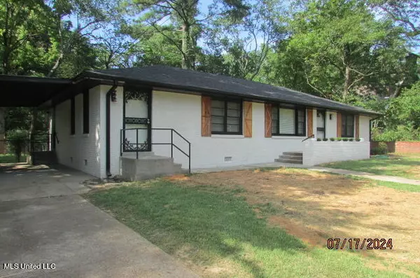 Holly Springs, MS 38635,260 Roberts Avenue