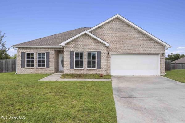 Welcome Home to Modern Comfort and Timeless Charm: 18264 Tara Brooke Drive, Gulfport, MS 39503,Bryan David