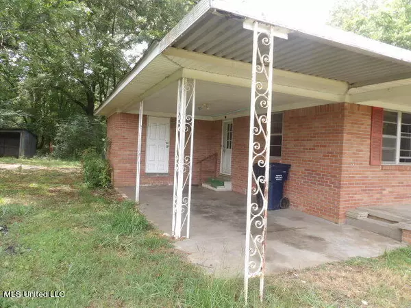 Courtland, MS 38620,10385 Hwy 51