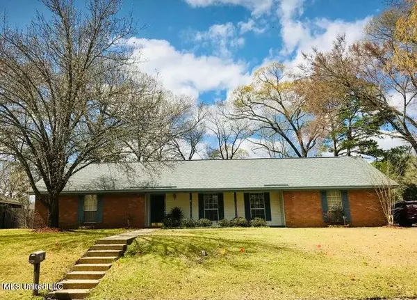 35 Woodbridge Road, Brandon, MS 39042