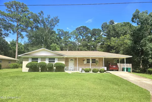 123 W Chipwood Drive, Gulfport, MS 39503