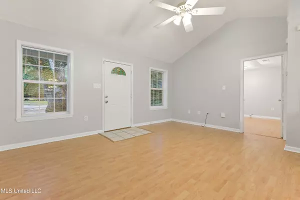 Ocean Springs, MS 39564,1604 Doe Street