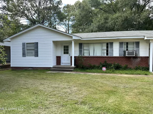 1044 Cooper Road, Jackson, MS 39212