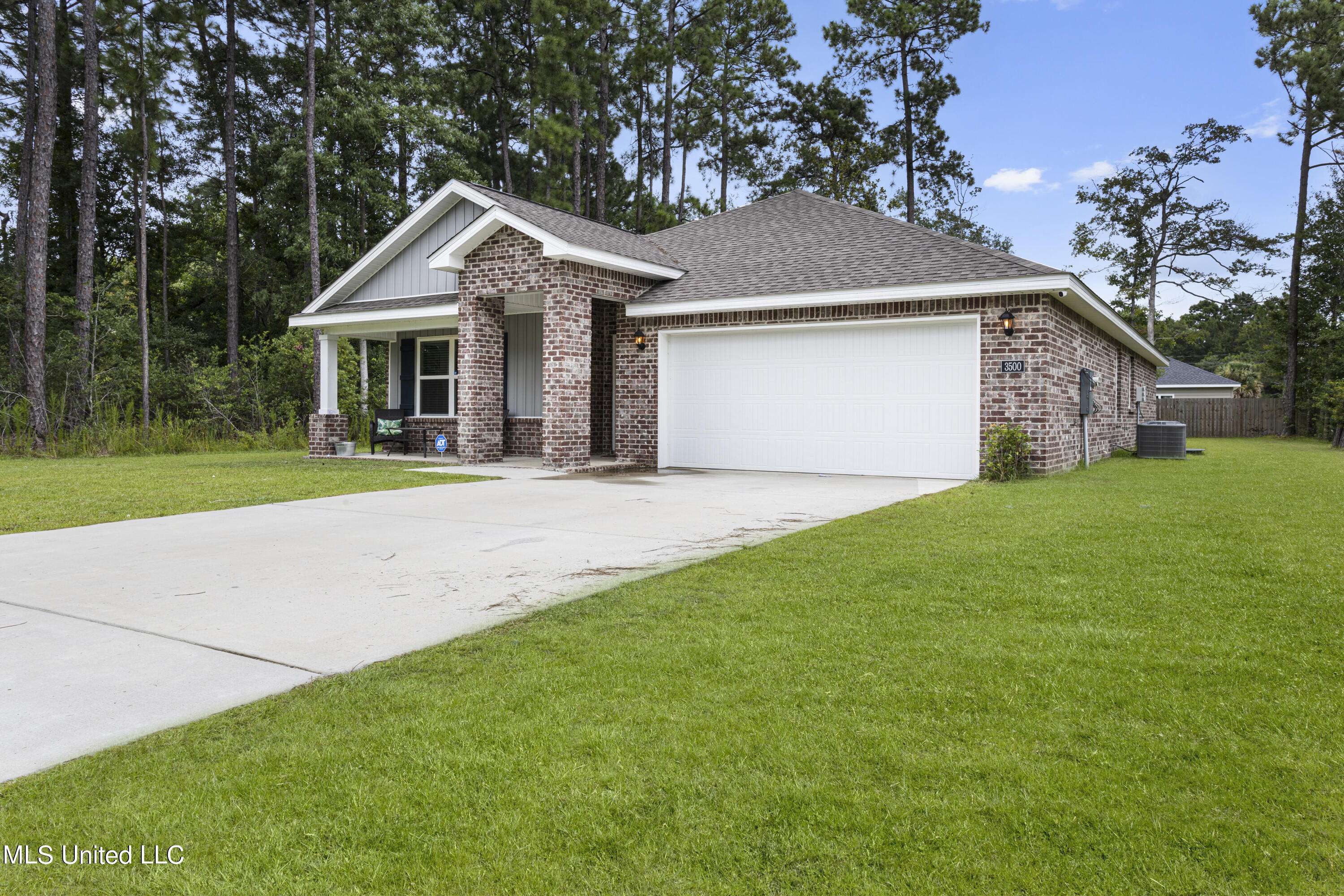 Ocean Springs, MS 39564,3500 N 9th Street