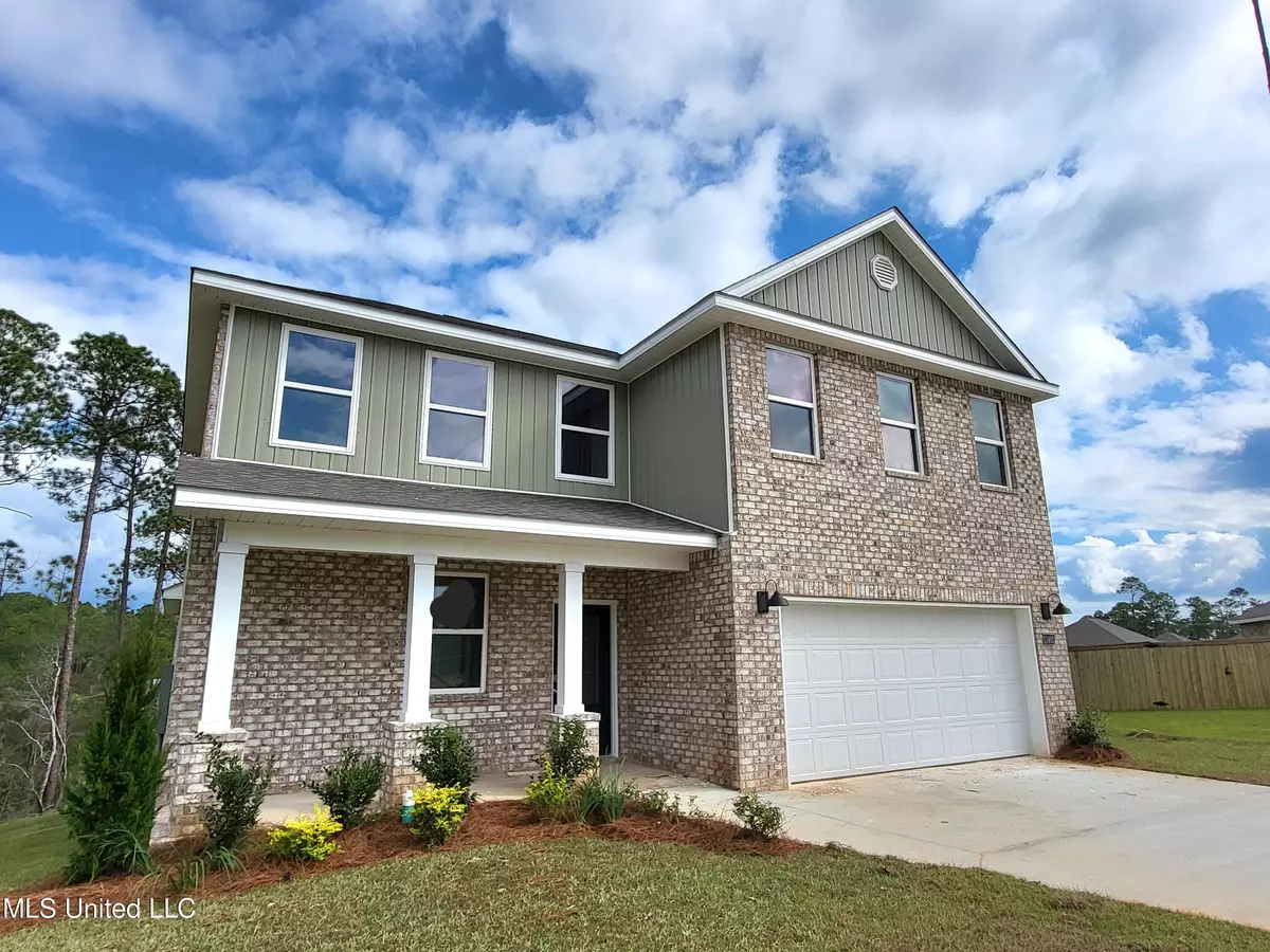 Ocean Springs, MS 39564,11401 Harrison Court