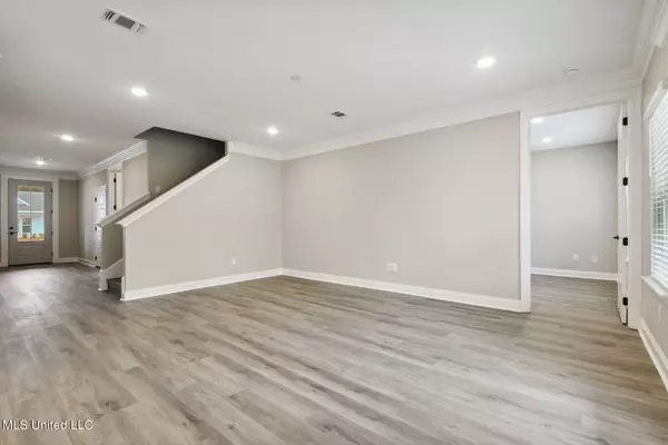 Ocean Springs, MS 39564,5901 Southwark Dr Road