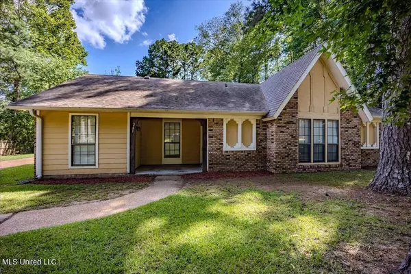 243 Fox Meadows Road, Jackson, MS 39212