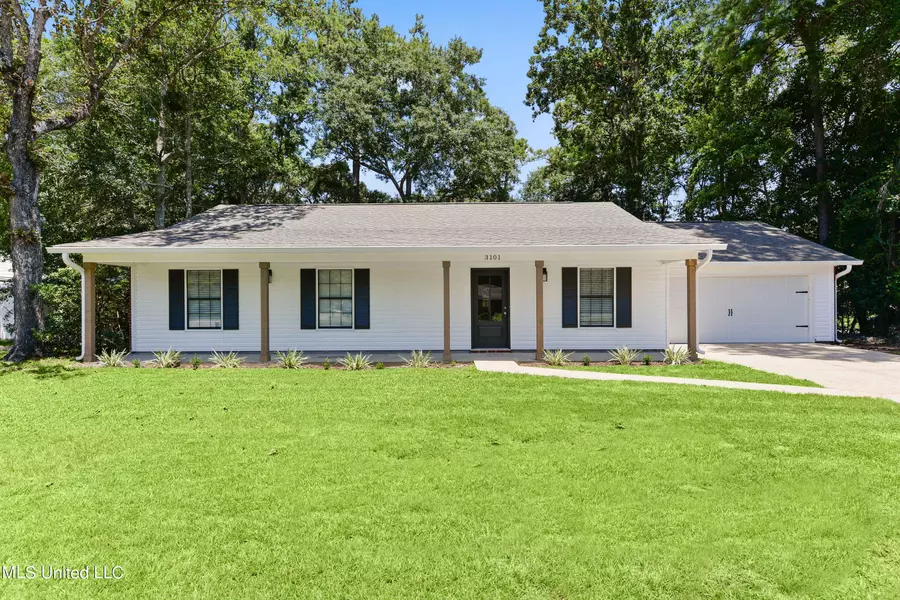 3101 Breezy Hill Lane, Ocean Springs, MS 39564