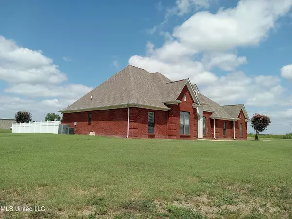 Cleveland, MS 38732,496 Cleveland Crossing Road