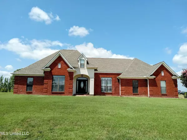 496 Cleveland Crossing Road, Cleveland, MS 38732