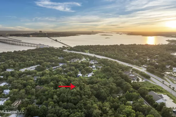 Ocean Springs, MS 39564,617 Catchot Place