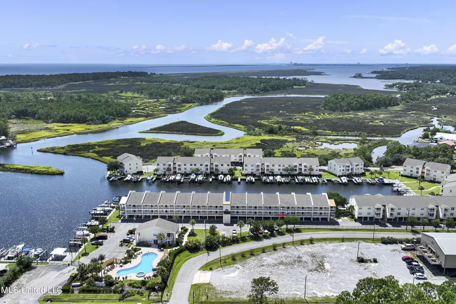 2421 Beachview Drive #A19, Ocean Springs, MS 39564