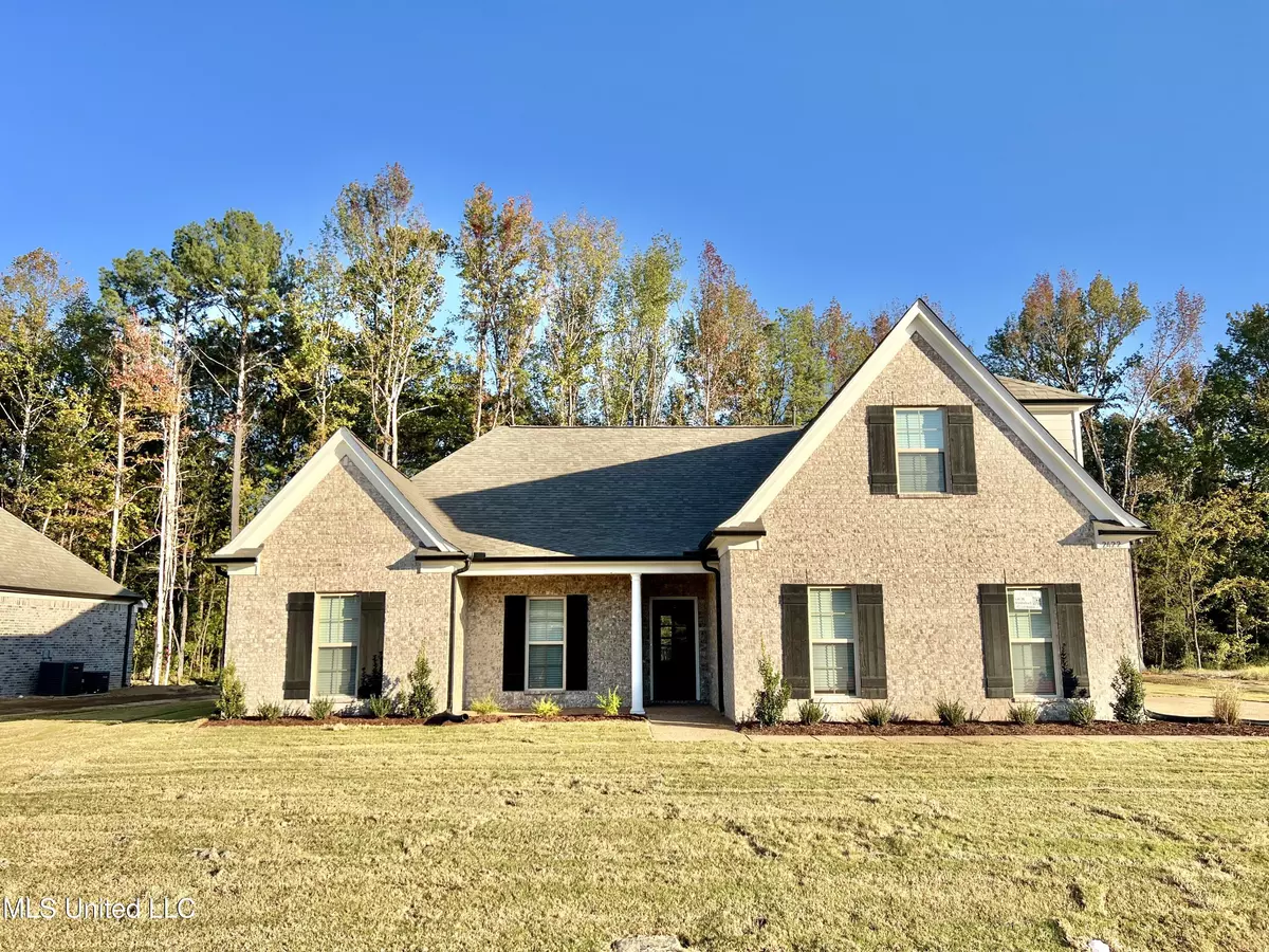 Hernando, MS 38632,2422 Scott Meadows Lane