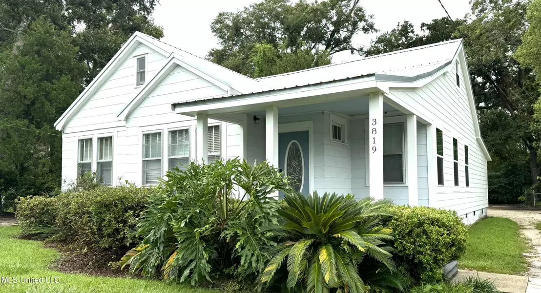 3819 Cedar Street, Moss Point, MS 39563