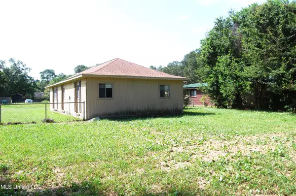 Pascagoula, MS 39581,4507 Robinhood Drive