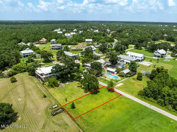 Waveland, MS 39576,117 Dane Road