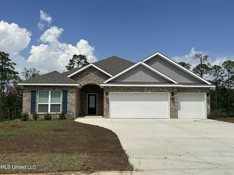 11505 Osage Loop, Ocean Springs, MS 39564