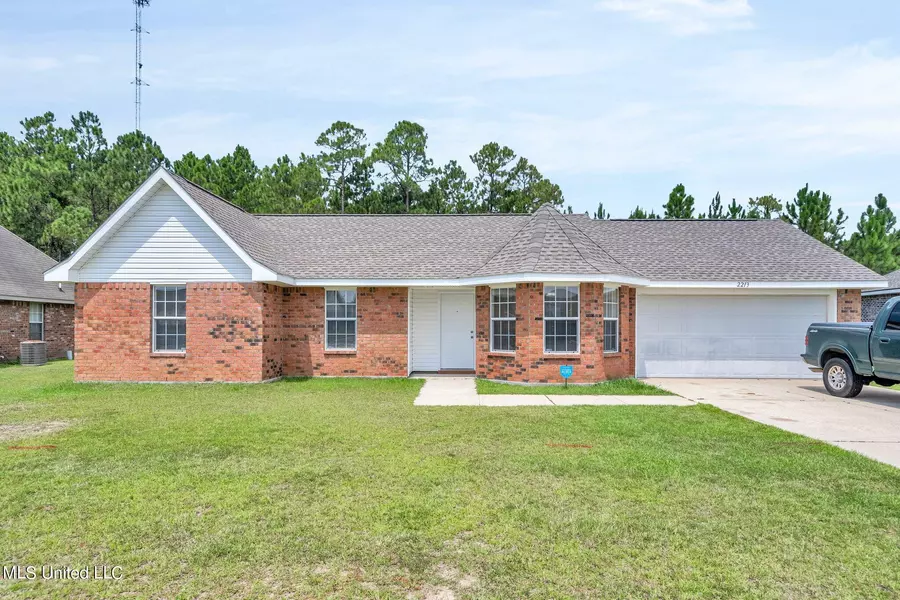 2213 Paula Circle, Ocean Springs, MS 39564