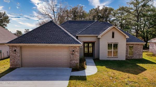 556 Fairway Drive, Picayune, MS 39466