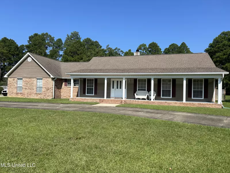 15367 Lorraine Road, Biloxi, MS 39532