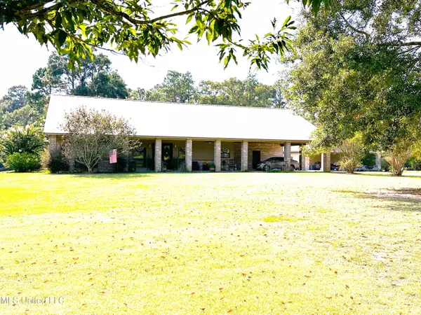 143 Balmoral Drive, Poplarville, MS 39470