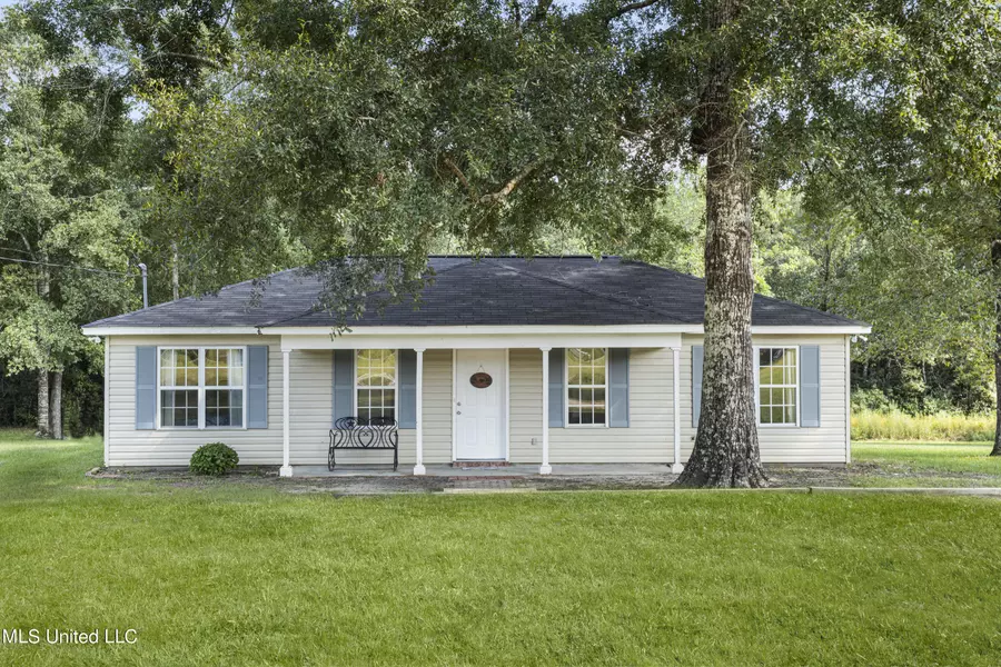 18479 W Early Wynn Drive, Saucier, MS 39574