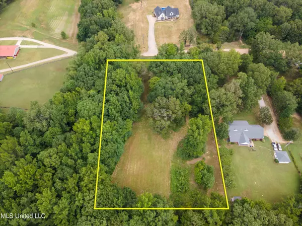 Lot 2. 399 Hwy 305 S, Olive Branch, MS 38654